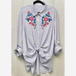 Honey Punch | Floral Embroidered Button Down